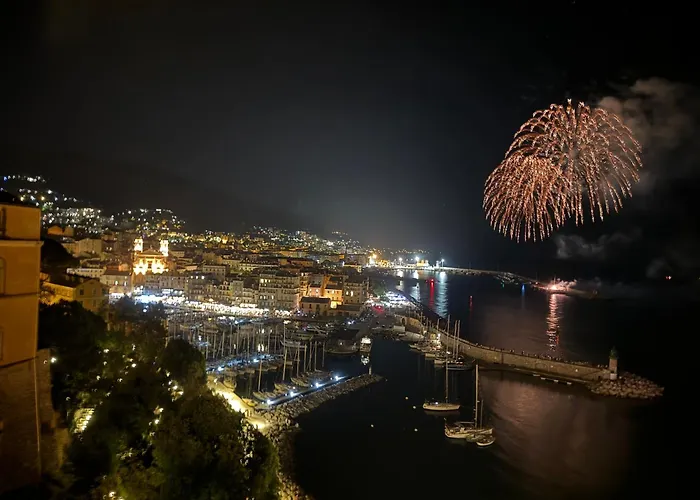 Casa Mare Bel Appartement, Vue Et Vieux Port Citadelle דירה